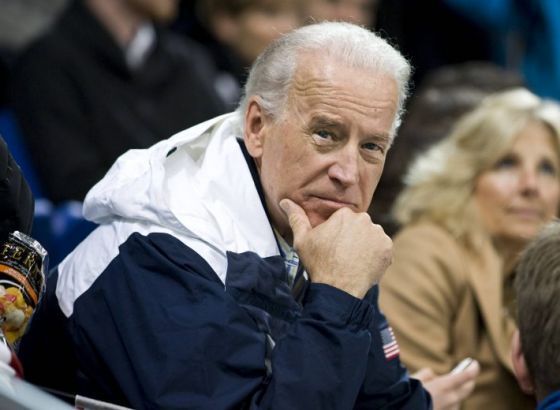 Senator Bidenu: Što kažeš na još jednog necijepljenog