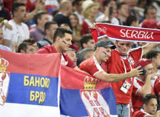 UEFA kaznila Srbiju zbog rasizma, upada navijača i lasera