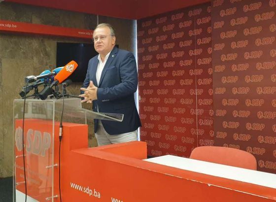 Nikšić: OHR šalje poruku da su pogriješili svi oni koji su vjerovali u Aneks 7