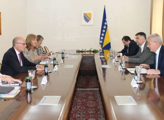 Džaferović s Beyerom razgovarao o aktuelnoj situaciji u BiH i predstojećim izborima