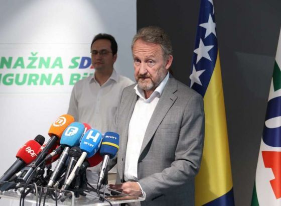 Izetbegović: Mislim da Schmidt neće donijeti odluku bez konsultacija sa strankama i Parlamentom FBiH (VIDEO)