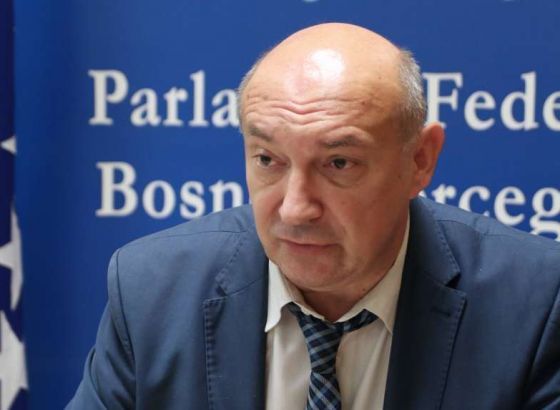 Poslanici PFBiH usvojili Nacrt zakona o zaštiti civilnih žrtava rata u FBiH