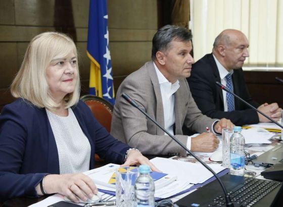 Ispunjenje Novalićevog obećanja: Za obnovu Partizanskog groblja Mostar 200.000 KM