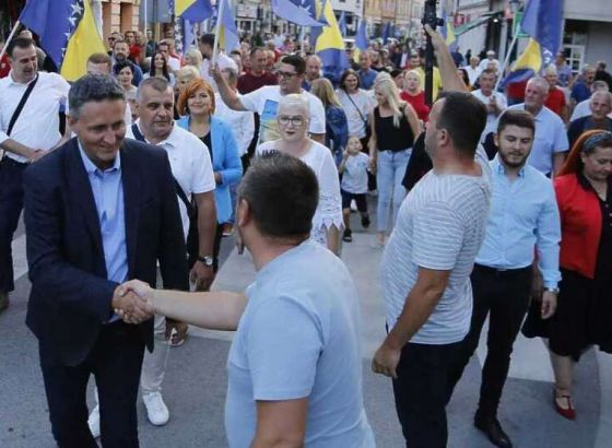 Bećirović u Travniku: Naši strateški ciljevi su članstvo u EU i NATO
