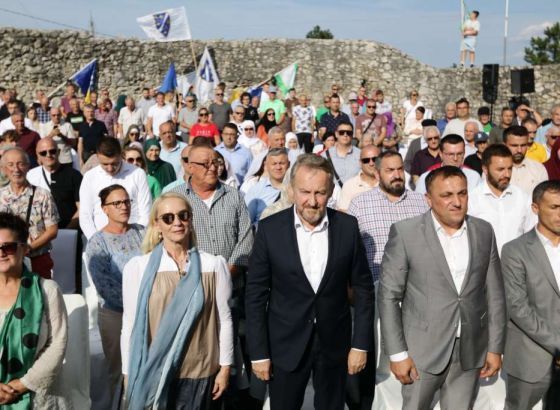 Izetbegović: SDA je najveća stranka, ali je treba još ojačati kako bi nadvladala destruktivne politike