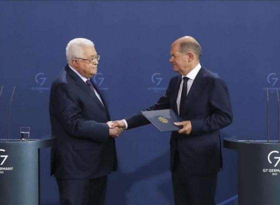 Scholz: Svaki pokušaj umanjivanja značaja ili negiranja holokausta je neprihvatljiv