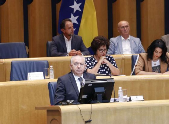 Počela sjednica Doma naroda PSBiH, delegati razmatraju privremeno ukidanje akciza na gorivo