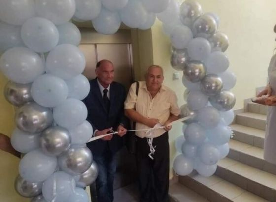 Samo u BiH: Svečano otvoren lift u Živinicama