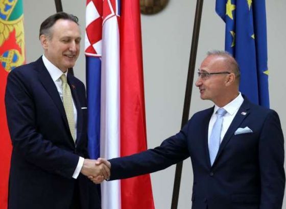 Grlić Radman i Krivokapić oštro osudili odličje Šešelju