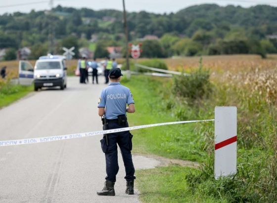 Hrvatska: Pružni prijelaz u Bolfanu koban za ženu i dvoje djece nije bio zaštićen branicima