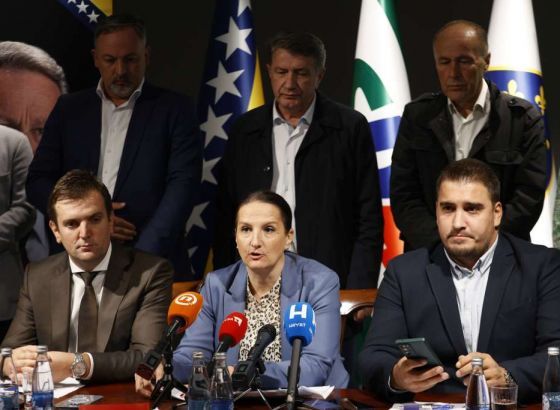 Zastupnici SDA trvde da je Konaković diplomirao pa završio prvu i drugu godinu studija