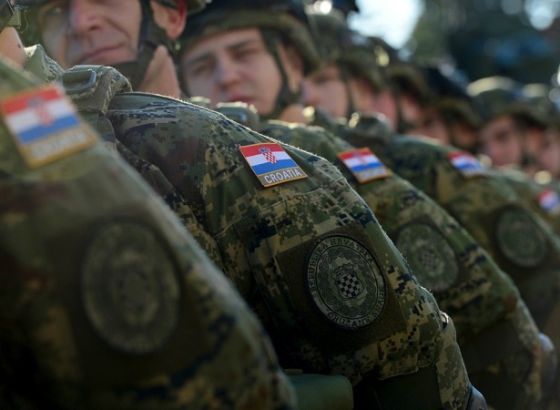 Hrvatska nastavlja slati vojnike na Kosovo