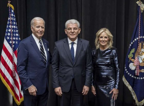Džaferović zahvalio Bidenu na podršci koju SAD pruža BiH decenijama