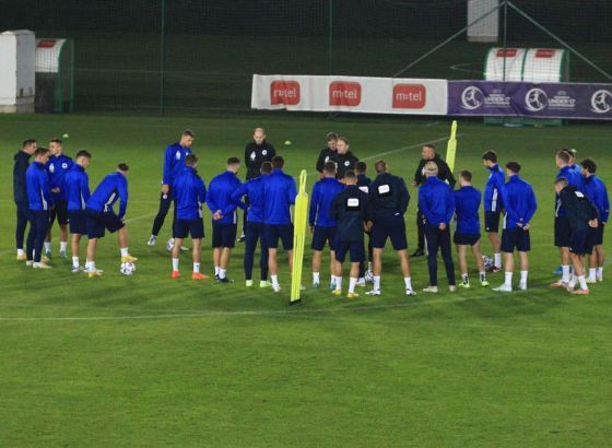 Nogometaši BiH večeras u Zenici protiv Crne Gore
