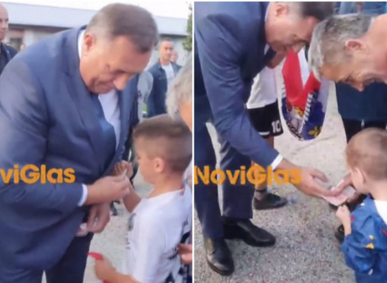 Zloupotreba djece u predizborne svrhe: Dodik u Ugljeviku okupljenim klincima dijelio novac