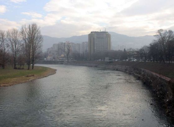 JAVNA SREDSTVA I IZBORI U ZENICI: Jedni zloupotrijebili koncert, a drugi prirodne nepogode