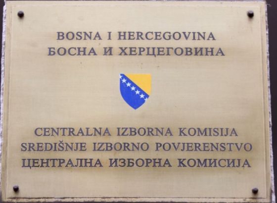 CIK kaznio SDA i SNSD zbog trgovine biračkim mjestima