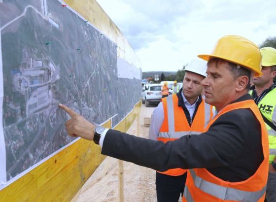 Novalić obišao radove na dionici Nević Polje-Vitez: Počeo se ostvarivati naš cilj o infrastrukturnom povezivanju cijele države (