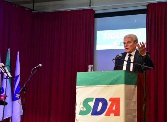 Džaferović u Livnu: Izetbegović zna podnositi pritisak, Bećirović izdao na prebivalištu