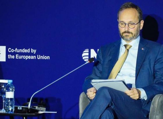 Srbija: Vučić sa Saracinom o nastavku dijaloga Beograda i Prištine