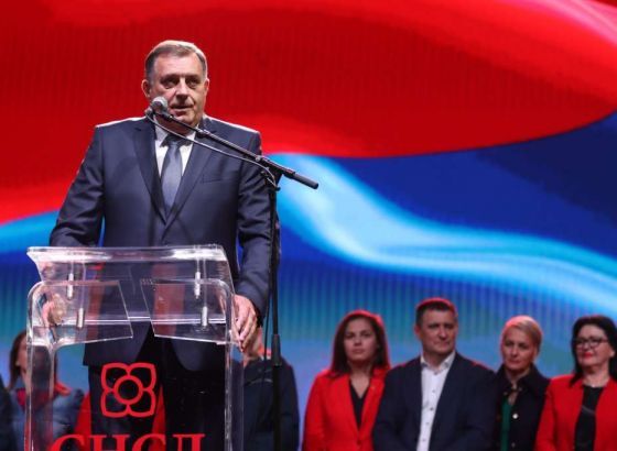 Dodik kaže da je u nedostižnoj prednosti u odnosu na svoju protukandidatkinju Jelenu Trivić