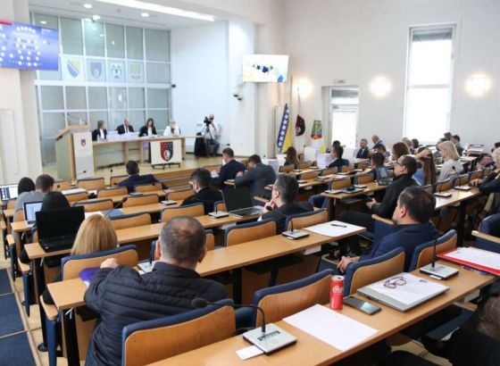 Skupština KS usvojila zakone o ministarstvima i socijalnoj zaštiti