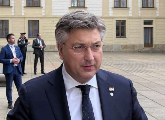 Plenković: Nonsens je tvrdnja da je Vučić odgodio sankcije