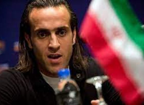 Bio je idol nacije i mađioničar: Iranske vlasti optužile slavnog fudbalera da je režirao nerede