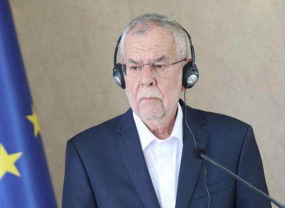 Austrijski predsjednik Van der Bellen osigurao ubjedjivu pobjedu na izborima izbjegavši drugi krug