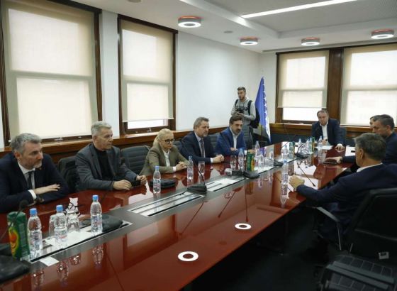 U Sarajevu počeo sastanak stranaka opozicije