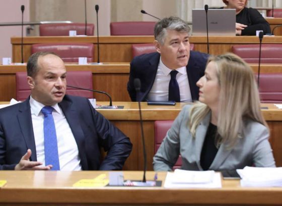 Hrvatska: Oporba traži smjenu Banožića zbog sastanka u ZTC-u s predstavnicima ruske tvrtke