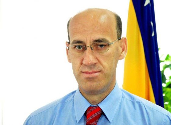 Salkić poručio Schmidtu: Obezbijedite identične mehanizme Bošnjacima i Hrvatima u entitetu RS