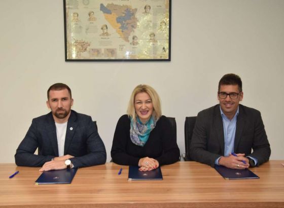 Ministar Delić: Potpisani sporazumi za nova ulaganja u Bjelašnicu