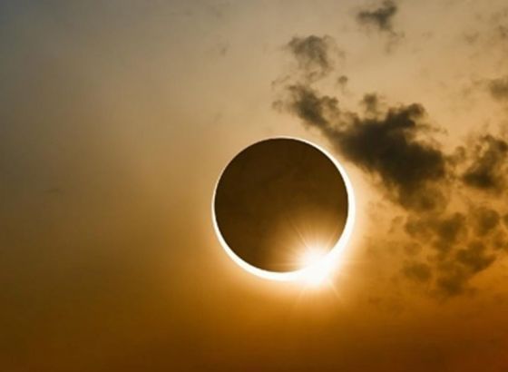 Danas djelomična pomrčina , ni slučajno gledati u Sunce