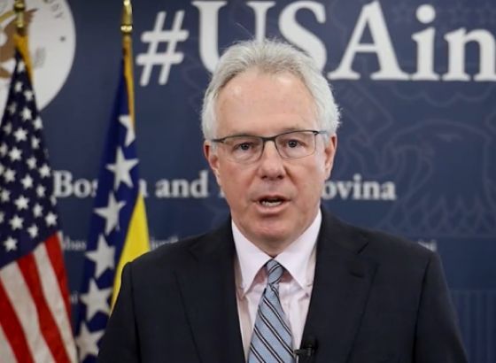 Žestok članak ambasadora SAD: Dayton ima svoje mane, ali ne traži od političara da kradu