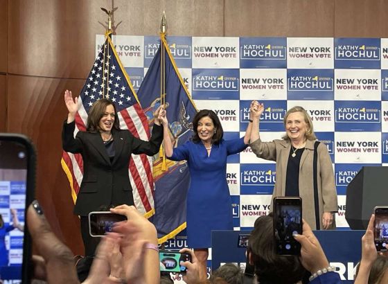 Demokrata Kathy Hochul prva žena izabrana za guvernera države New York