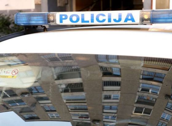 S 3,8 promila alkohola u krvi pokušala nožem ubiti supruga