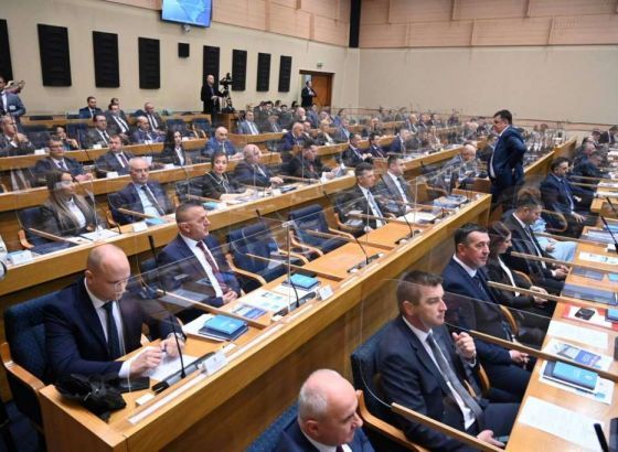 NSRS - Donesena odluka da NSRS ima četiri potpredsjednika