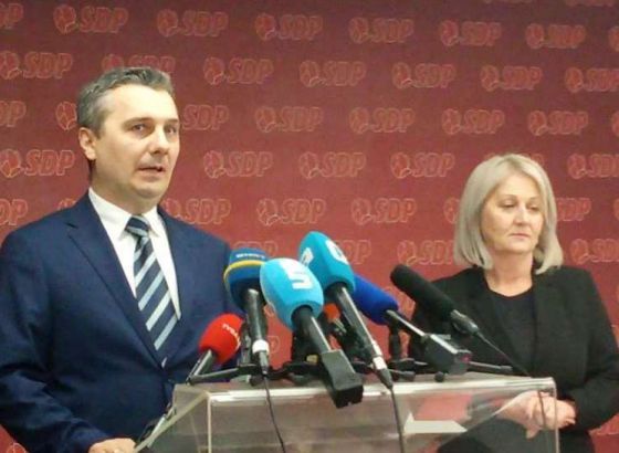 Nakon sastanka 'osmorke' i HDZ-a saopćeno da su ostali neusuglašeni tehnički detalji