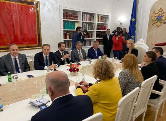 Podgorica: U Skupštini Crne Gore u tijeku je sastanak lidera