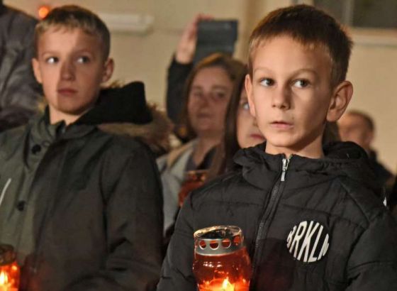 U Vukovar, unatoč kiši, od ranog jutra pristižu brojni domoljubi