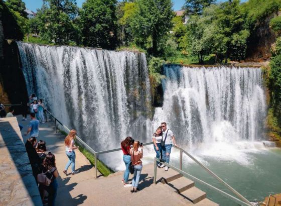 U oktobru u Federaciji BiH 98,8 hiljada turista, 49,8 posto više u odnosu na oktobar lani