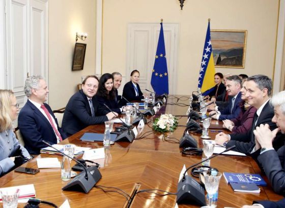 Članovi Predsjedništva BiH nakon susreta s Várhelyijem: Ubrzati put BiH ka EU