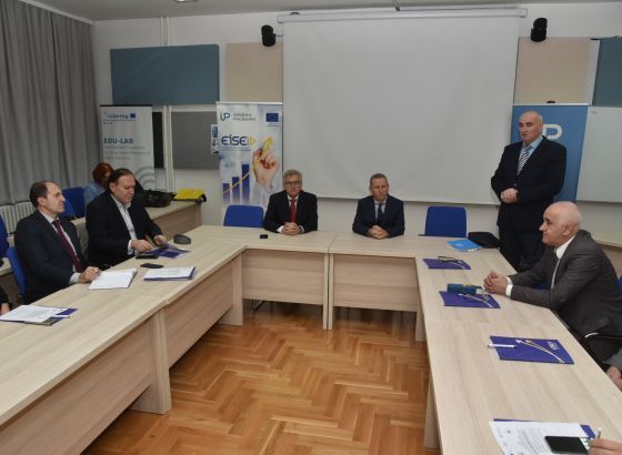 BiH treba uvesti takse za izvoz drveta, izvozne kvote  i utvrditi standardizaciju šumskih drvnih sortimenata