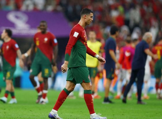 Svi slave, samo on ne: Ronaldo odšetao sa terena nakon pobjede nad Švajcarskom