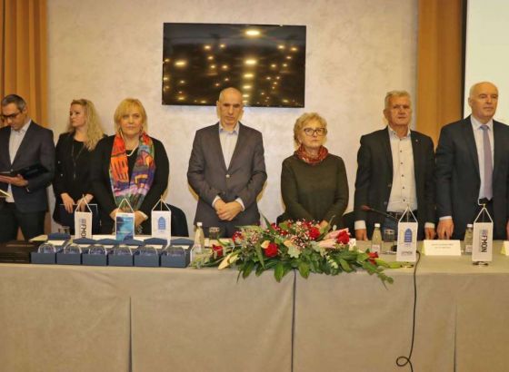 Priznanja za znanstvena dostignuća u FBiH primilo šest znanstvenika (VIDEO)