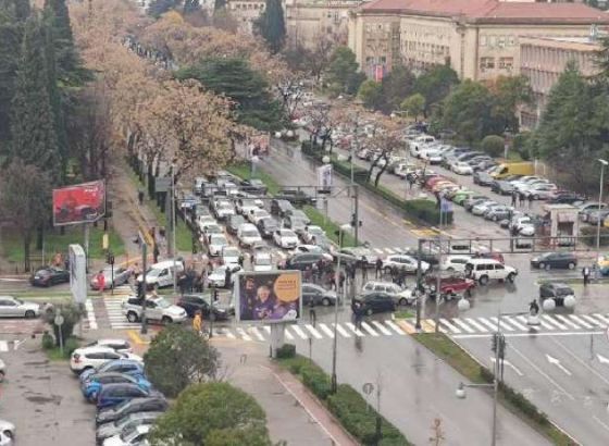 Podgorica: Prosvjedi ispred zgrade crnogorske Skupštine