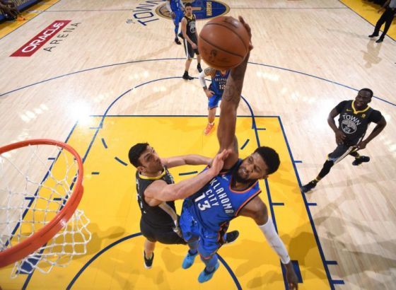 Embid brojao do 53, Lebron i Dejvis osvojili Mičigen