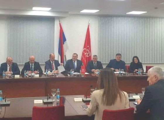 Završen sastanak SNSD-a i HDZ-a, u četvrtak finalni dogovor sa strankama 'Osmorke'
