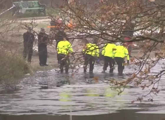 Tri dječaka stradala nakon pada u zamrznuto jezero u Velikoj Britaniji